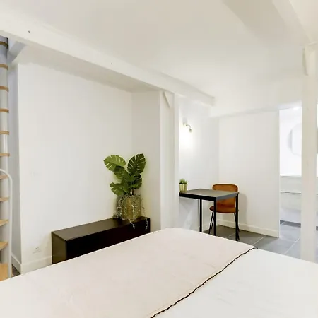 Apartment Charming Duplex Near Montmartre *